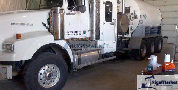 Kenworth Nitrogen Pumping Truck