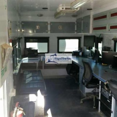For Sale: 2007 Kenworth T800 Frac Data Van Wired for a mobile office with 2 Air Conditioners