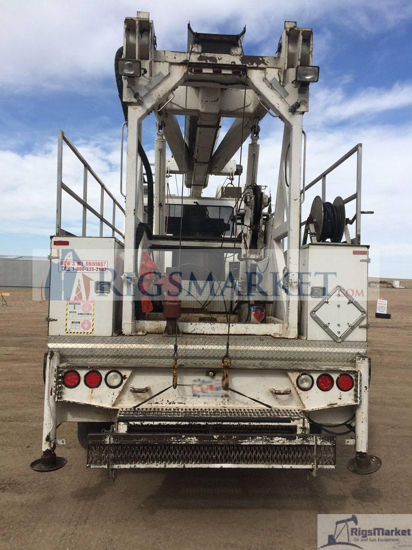 Used WIRELINE MAST UNIT