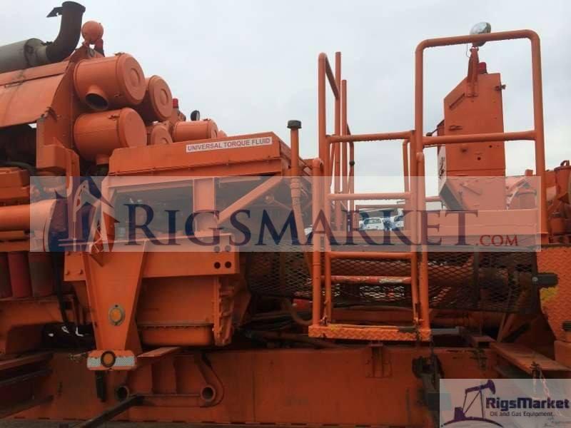 Twin Cementing Trailer with HT400 Pumps