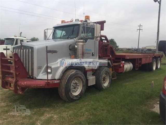 2010 KENWORTH T800 Heavy Duty Winch / Oil Field Truck 1