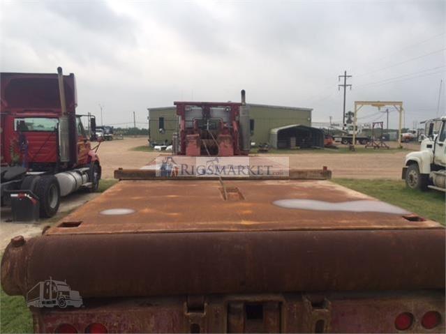 2010 KENWORTH T800 Heavy Duty Winch / Oil Field Truck 1