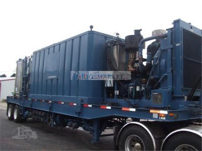 2009 Kalyn Siebert hydraulic fracturing hydration unit, 1,092 hours, Cummins QSKIS diesel engine, operating condition, all controls included.