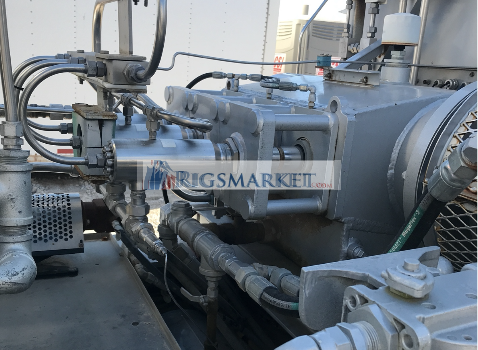 2011 nov Combi Nitrogen Pumper 1