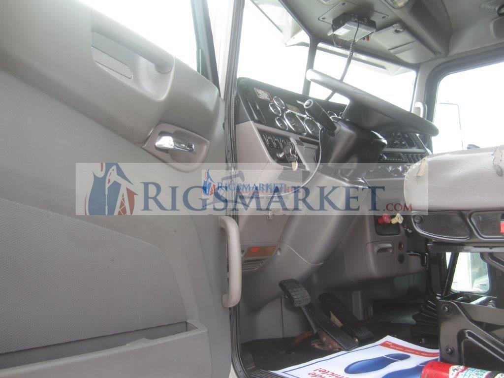 HYDRA RIG COILED TUNING TRACTOR