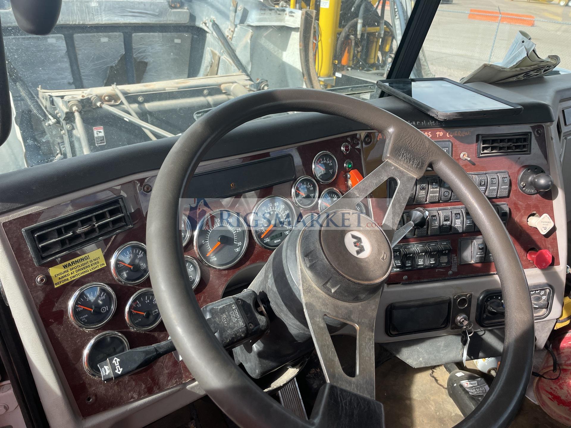 Hydra Rig Coil Tubing Rig