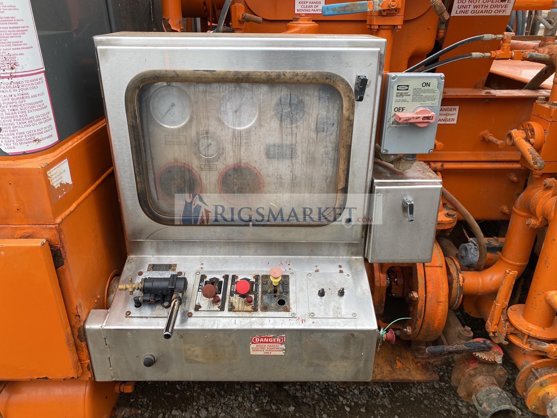 2015 Kenworth T800 Hot Oil Truck